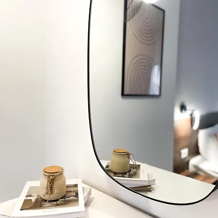 Ultracentral Prestige 2 Bdrm Apartment