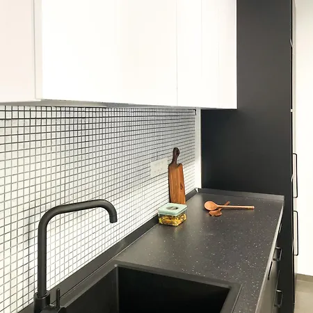 Apartment Ultracentral Prestige 2 Bdrm Bucharest