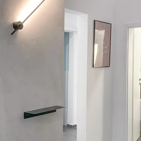 Ultracentral Prestige 2 Bdrm