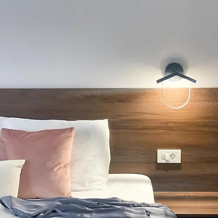 Ultracentral Prestige 2 Bdrm Bucharest