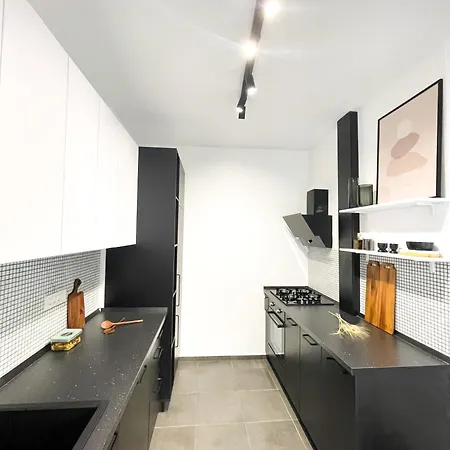 Ultracentral Prestige 2 Bdrm